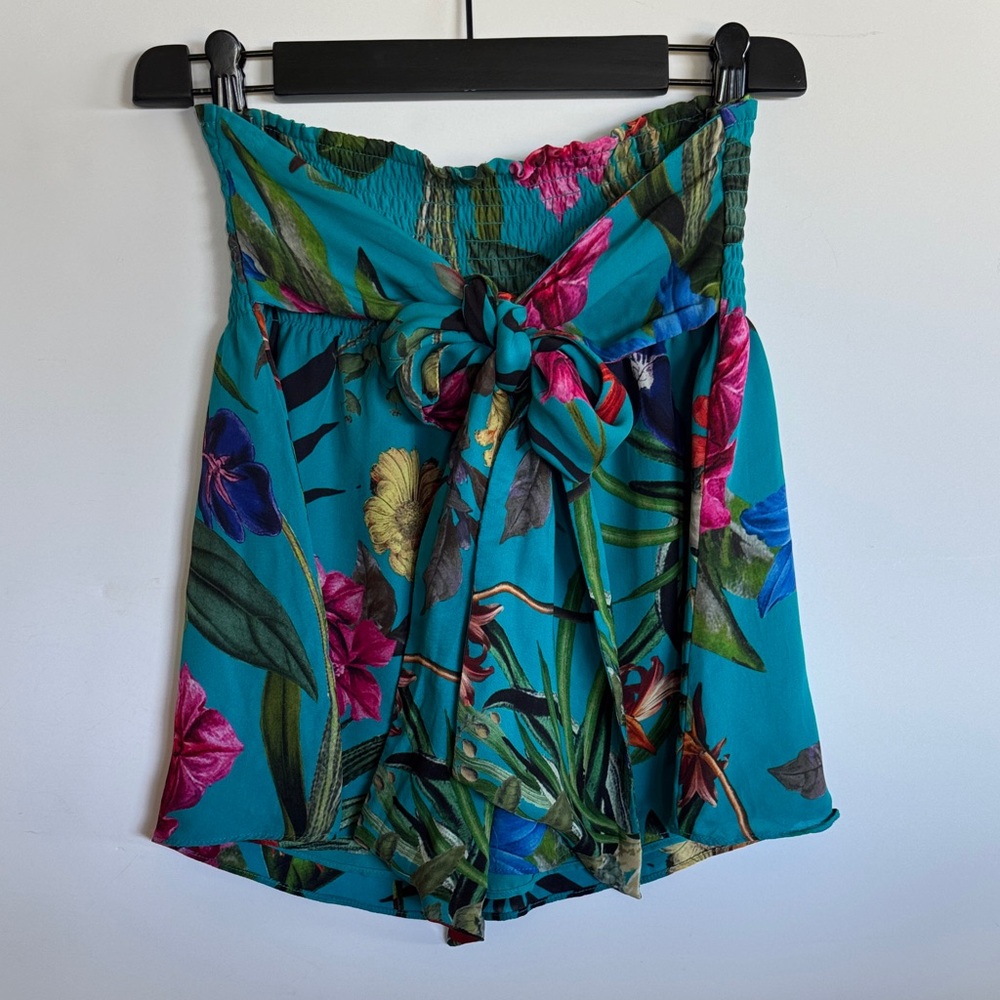 Parker Floral Accent skirt with elastic waist and big bow tie